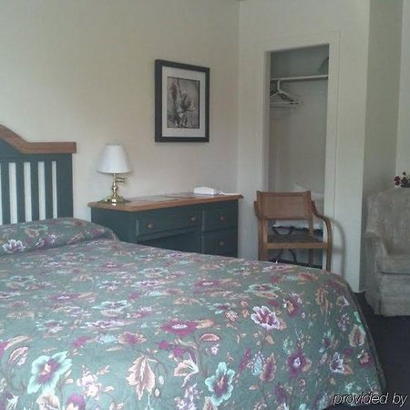 Manor Motel Ашленд Экстерьер фото