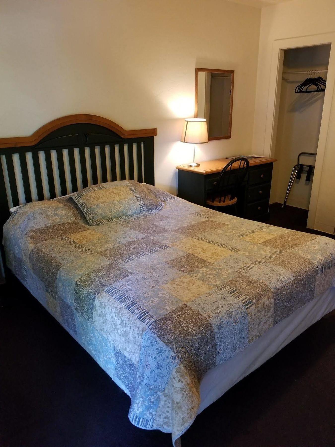 Manor Motel Ашленд Экстерьер фото